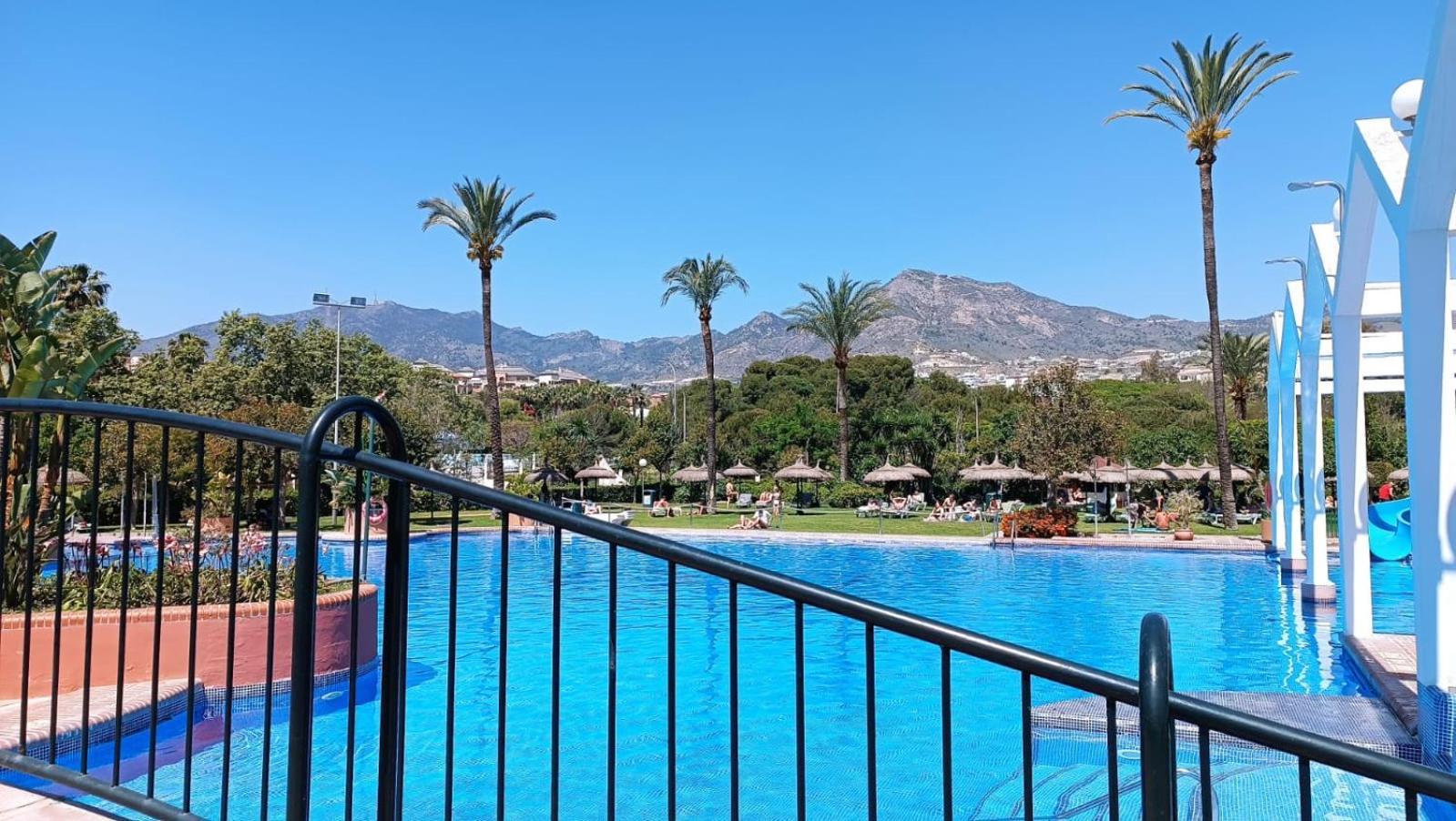 Benal Beach Vista Al Mar, Piscina Templada Benalmádena Eksteriør bilde